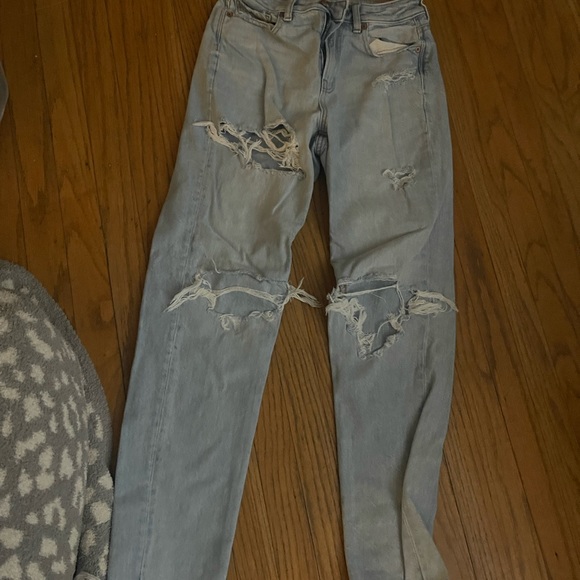 Light wash womens jeans - Picture 1 of 2